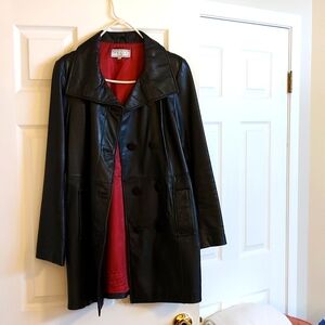 Women's vintage black leather blazer style jacket size small.